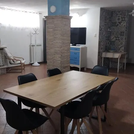 Holiday home Casa Vacanze Verdeblu Sant'Eusanio del Sangro